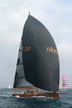 2004_1008_125422AA Tiketi Too W 88 2