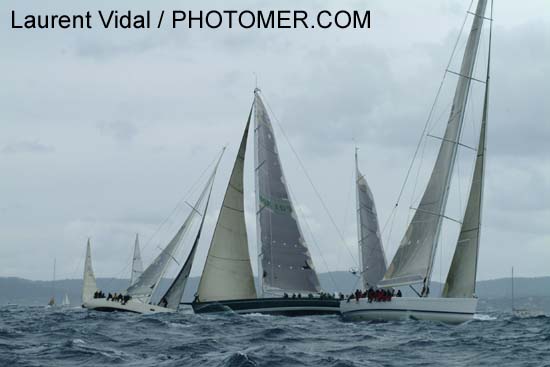 2005_1007_100805AA WALLY NO W 60