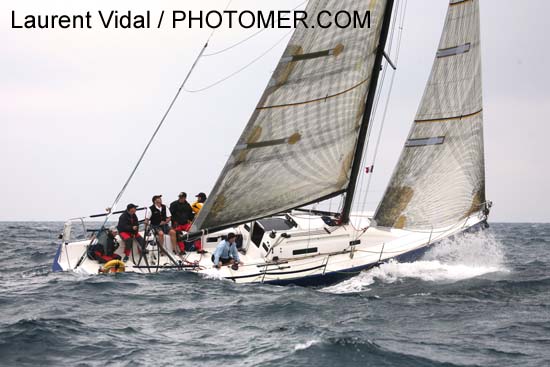 2006_1003_125820AA Wings of the wind GBR 125L